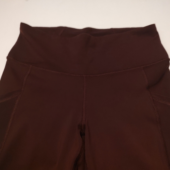 Athleta Slash Stealth 7/8 Tight Mesh Panels Leggings Burgundy Pockets Fitted S - Picture 5 of 16